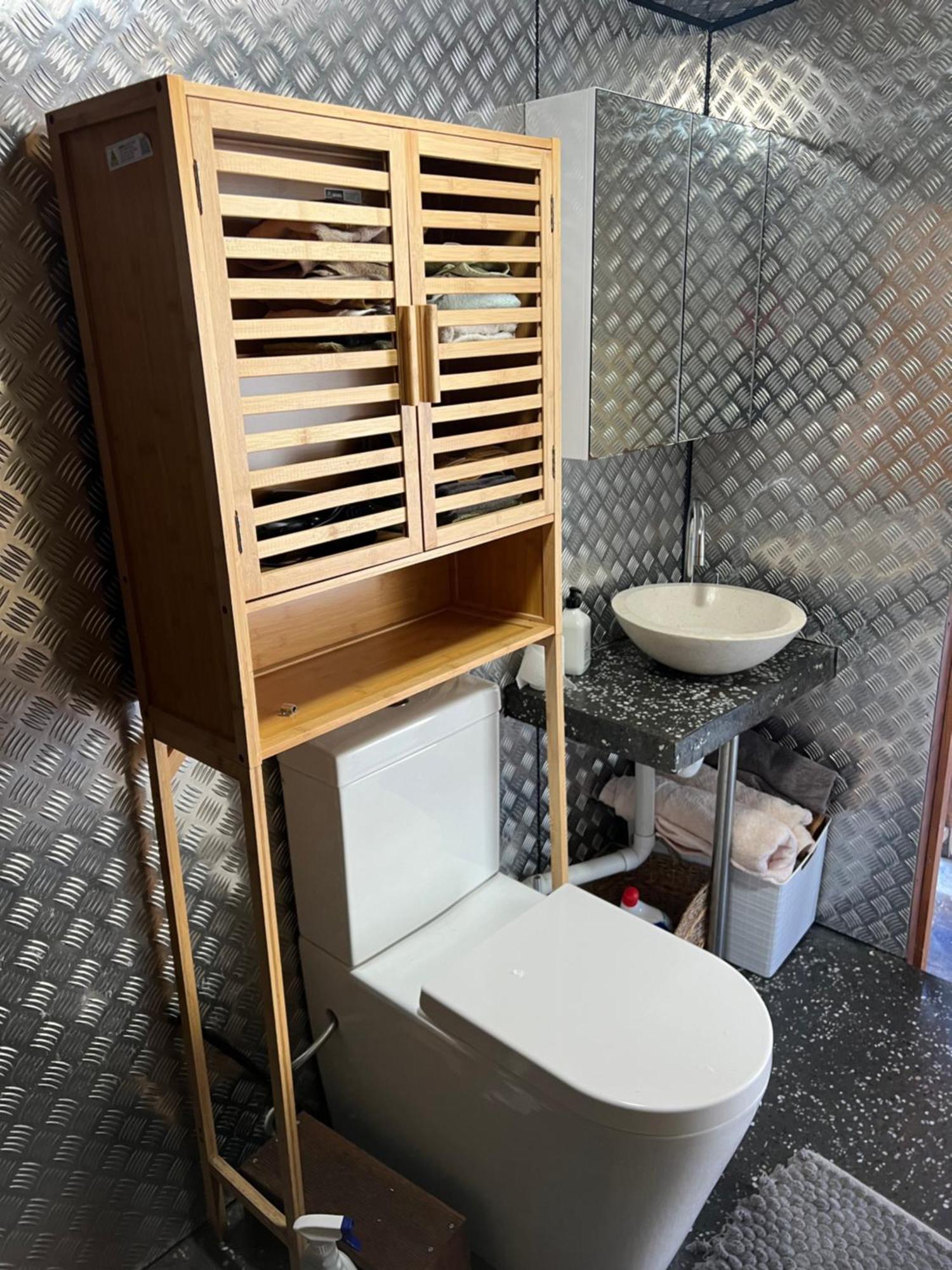 Self Contained Open Shed Space Wainui  Esterno foto